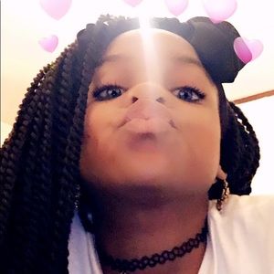 Meet your Posher, Ayanna